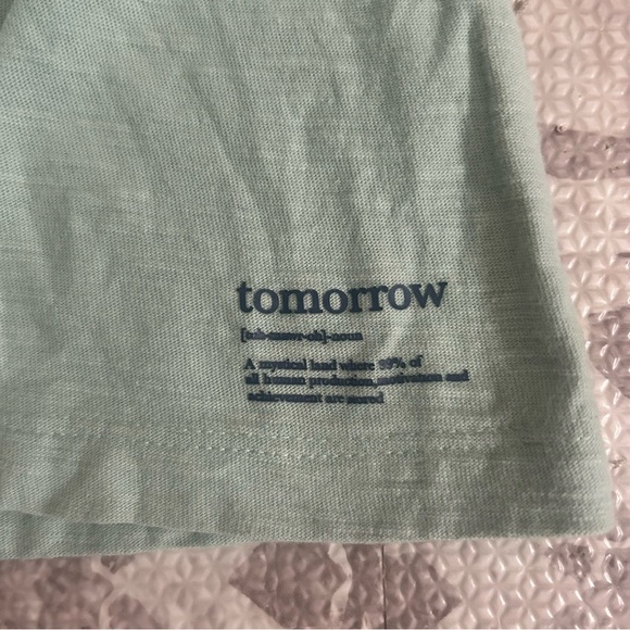 Cactus Boys’ green and white striped shirt- size 9/10
VGUC - Picture 2 of 5